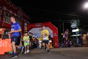 BIB: 4776
                            <button type="button" onclick="openModal(26257531)" class="btn btn-primary btn-sm float-right btn-popup" data-toggle="modal" data-target=".modal-high-quality">
                        <i class="fas fa-shopping-cart"></i> Add to Cart
                    </button>
                                            <button type="button" onclick="isThisMe(26257531, true)" class="btn btn-success btn-sm float-right btn-popup btn-isme hidden" data-toggle="tooltip" data-placement="bottom" title="นี่คือรูปของคุณใช่ไหม คลิกที่นี่เพื่อเอาเข้าอัลบั้ม">
                        <i class="fas fa-plus"></i> Add to album
                    </button>
                    <button type="button" onclick="isThisMe(26257531, false)" class="btn btn-warning btn-sm float-right btn-popup btn-isnotme hidden">
                        <i class="fas fa-ban"></i> Remove from album
                    </button>